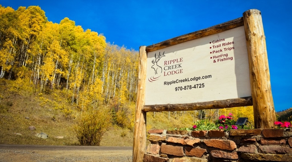 Ripple Creek Lodge Sign
